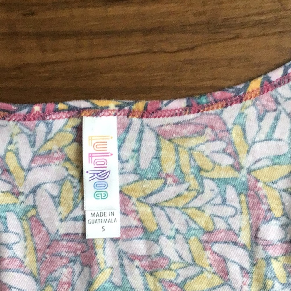 💸30%Off2🛒 Lularoe Perfect T top NWT - Picture 4 of 5